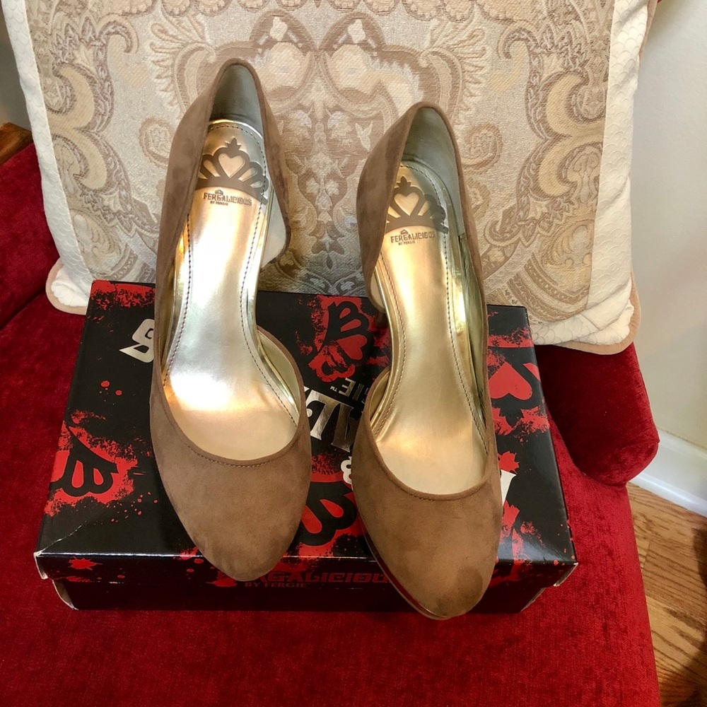 2 FOR $20 Suede taupe 4" platform heels by Fergie.